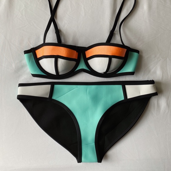 Triangl bikini - Picture 4 of 5